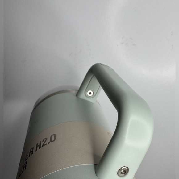 Stanley FlowState Quencher H2.0 Tumbler / 40oz / Color: Mist / light Green - Picture 7 of 9